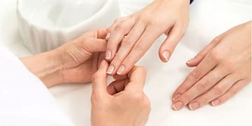 КЛАСИЧЕСКИ МАНИКЮР